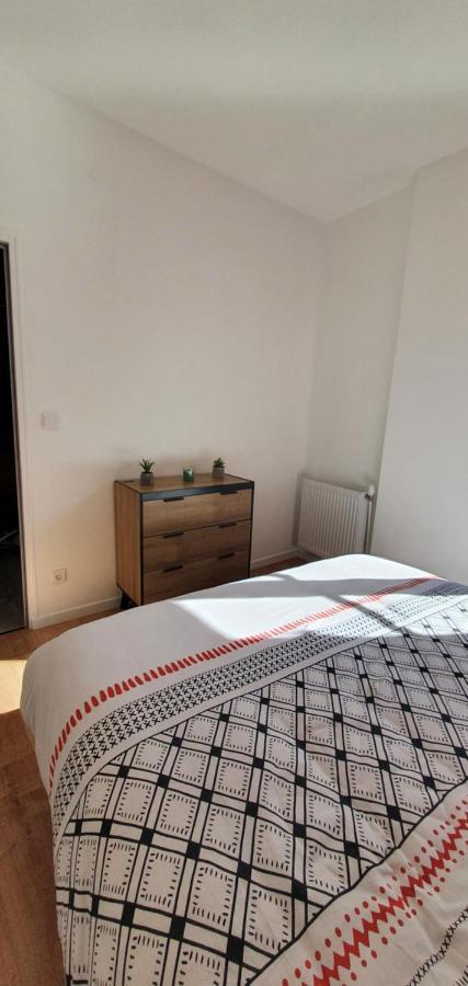 Appartement D'Hippolyte - Vue Musee Rimbaud Charleville-Mézières 외부 사진